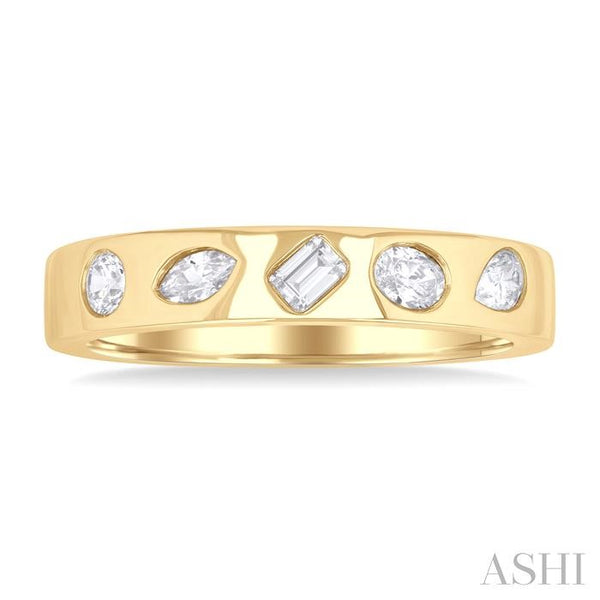 Mixed Shape Diamond Fashion Band