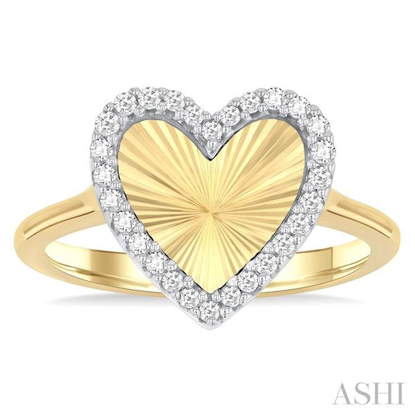 Heart Shape Fluted Diamond Fashion Ring