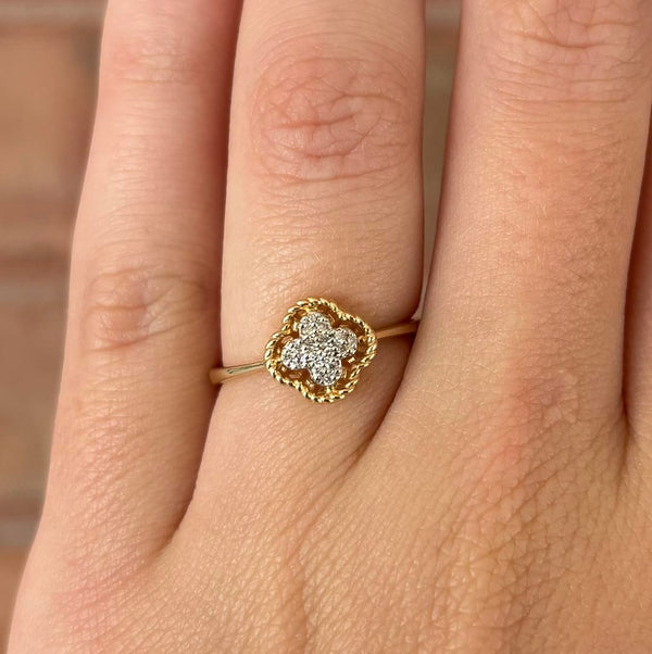 Clover Diamond Ring