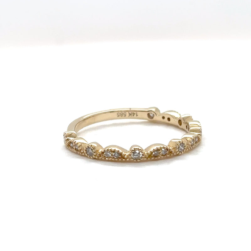 Scallop Diamond Band
